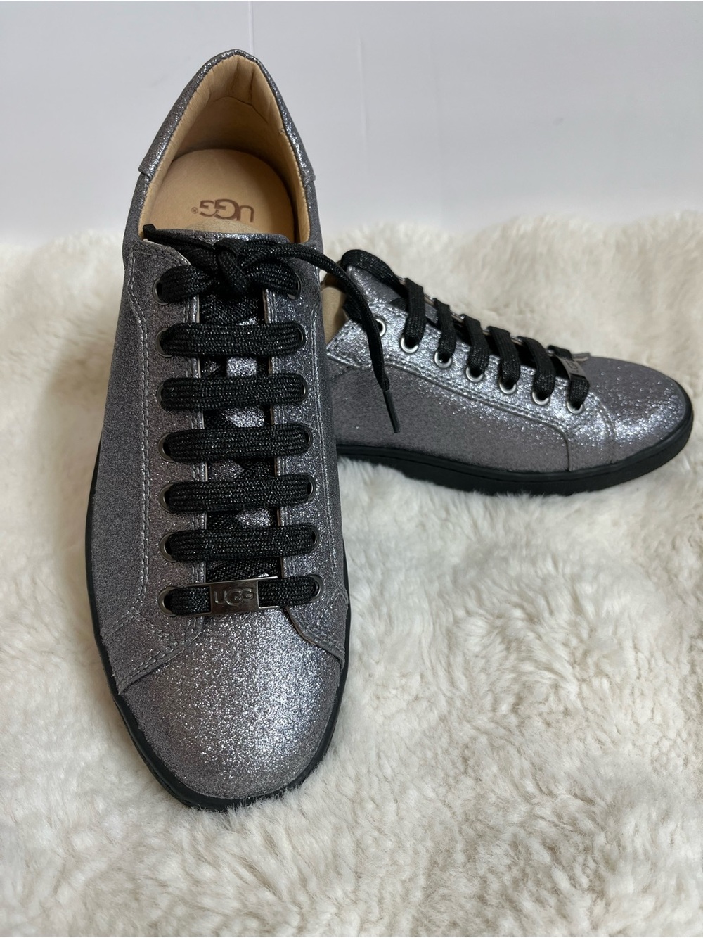 UGG Metallic Glitter Low-Top Sneakers in Silver and Black Womens 9.5